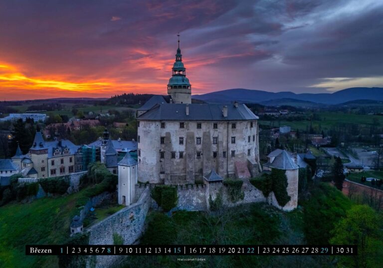 na_ste_nny_ kalenda_r_ 2026 Hrady na s_i_r_ku_Stránka_04