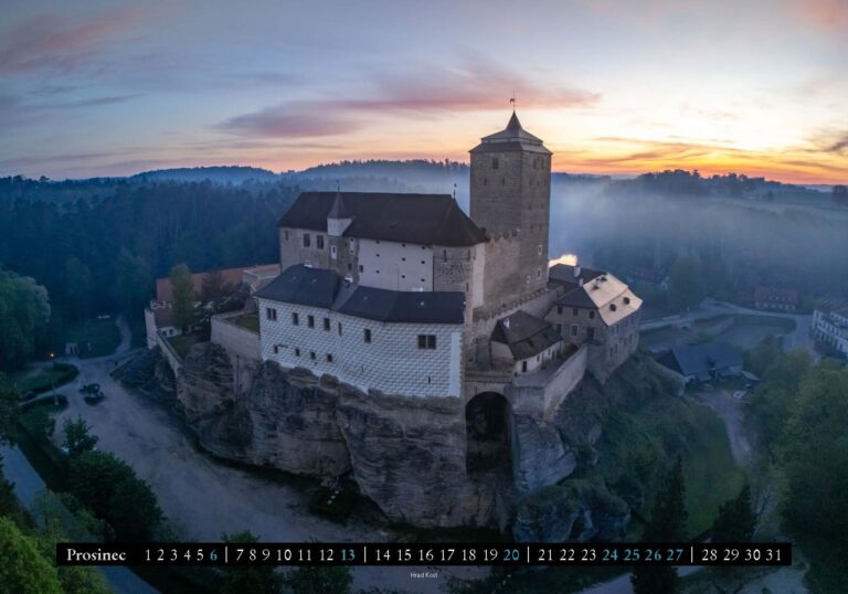 na_ste_nny_ kalenda_r_ 2026 Hrady na s_i_r_ku_Stránka_13
