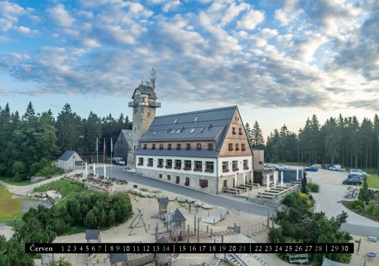 na_ste_nny_ kalenda_r_ 2026 Rozhledny na s_i_r_ku_Stránka_07