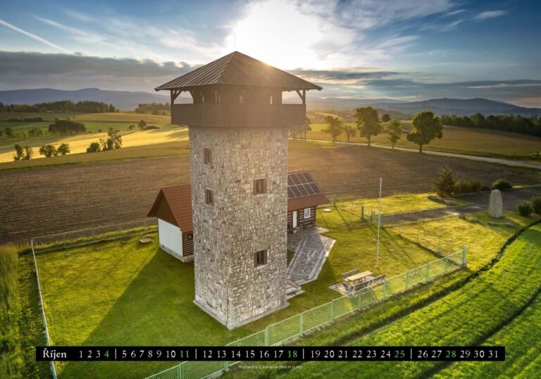 na_ste_nny_ kalenda_r_ 2026 Rozhledny na s_i_r_ku_Stránka_11